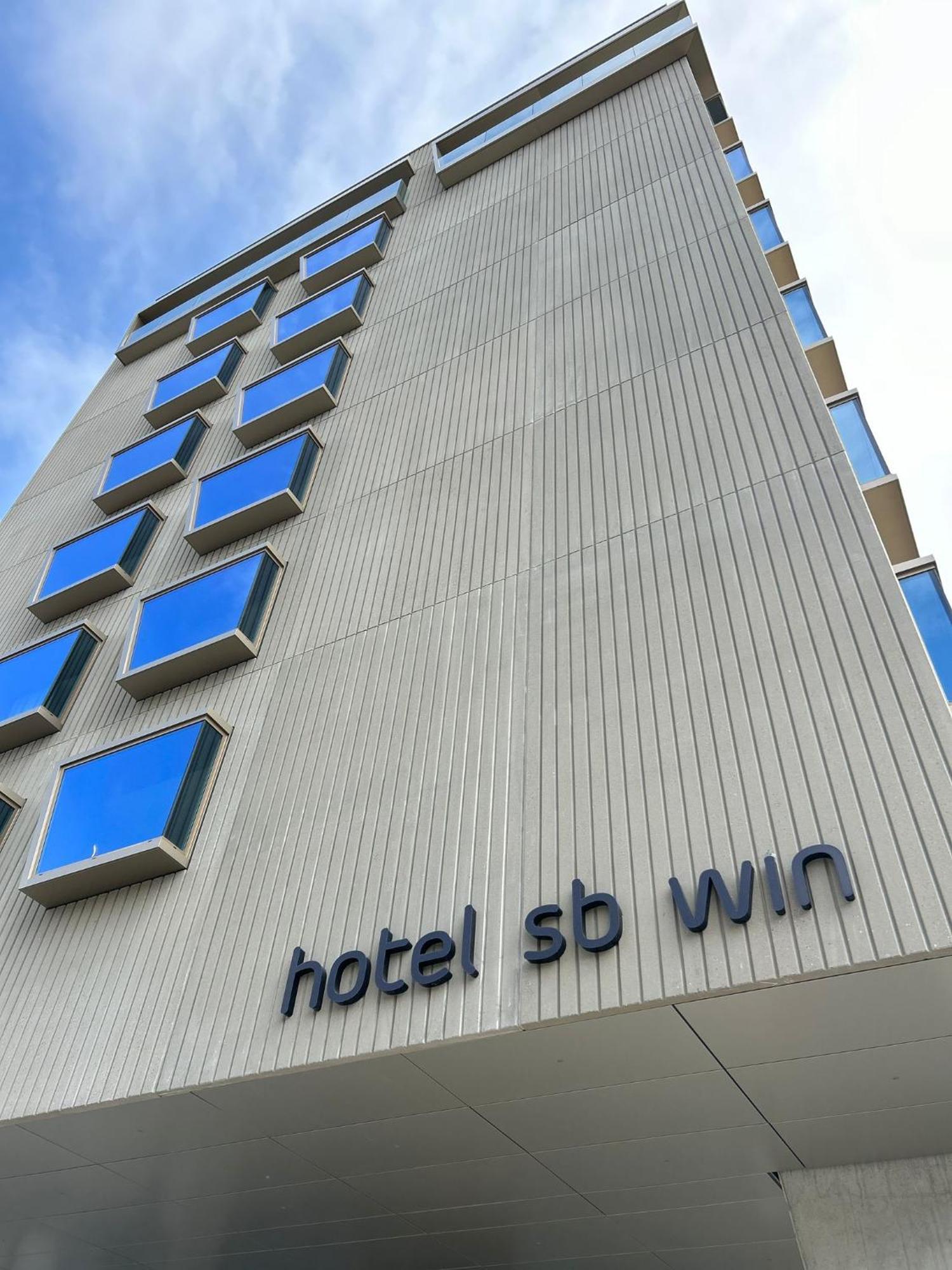 Hotel Sb Win 4 Sup Sant Feliu de Llobregat Luaran gambar