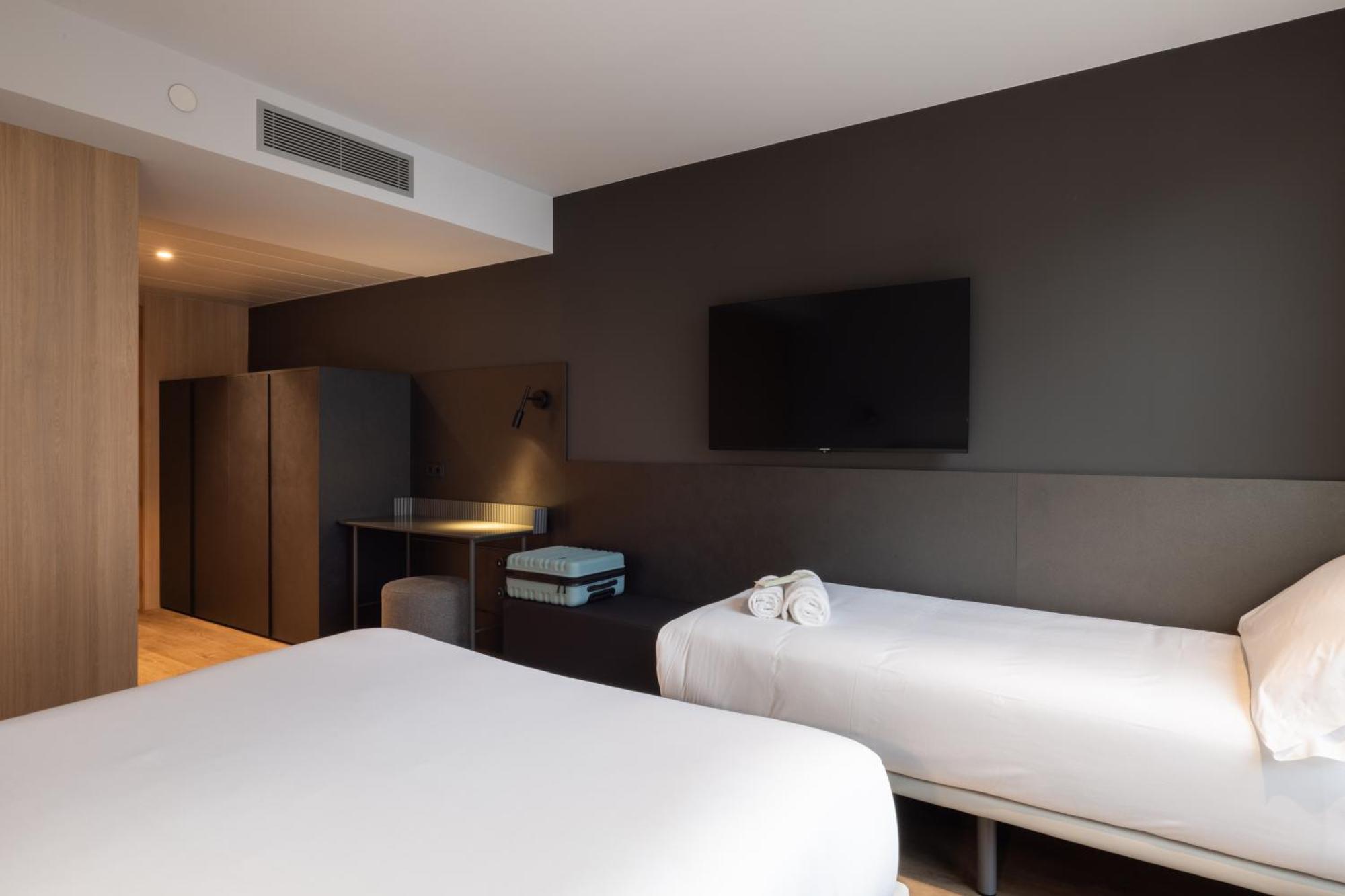 Hotel Sb Win 4 Sup Sant Feliu de Llobregat Luaran gambar